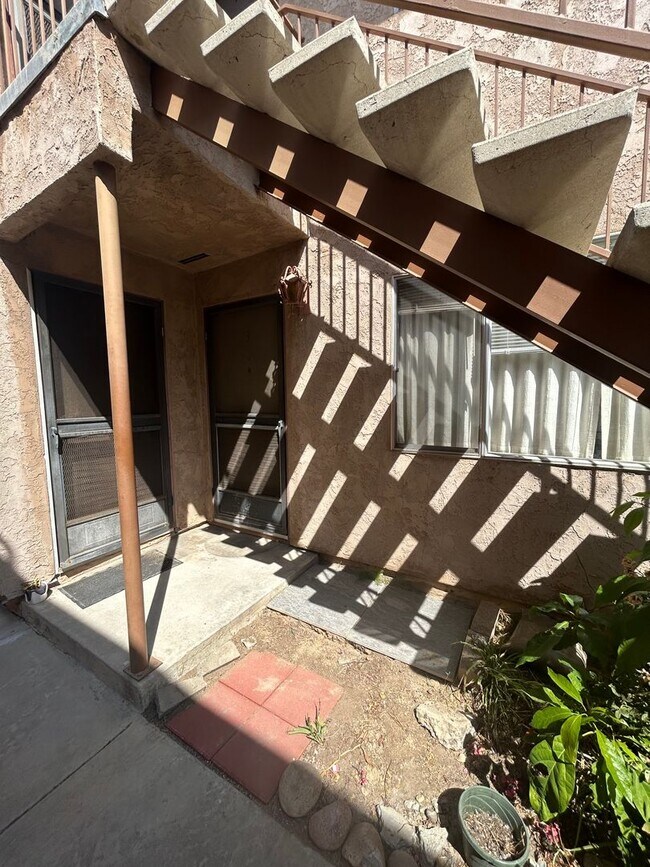 Building Photo - 4036 Louisiana St