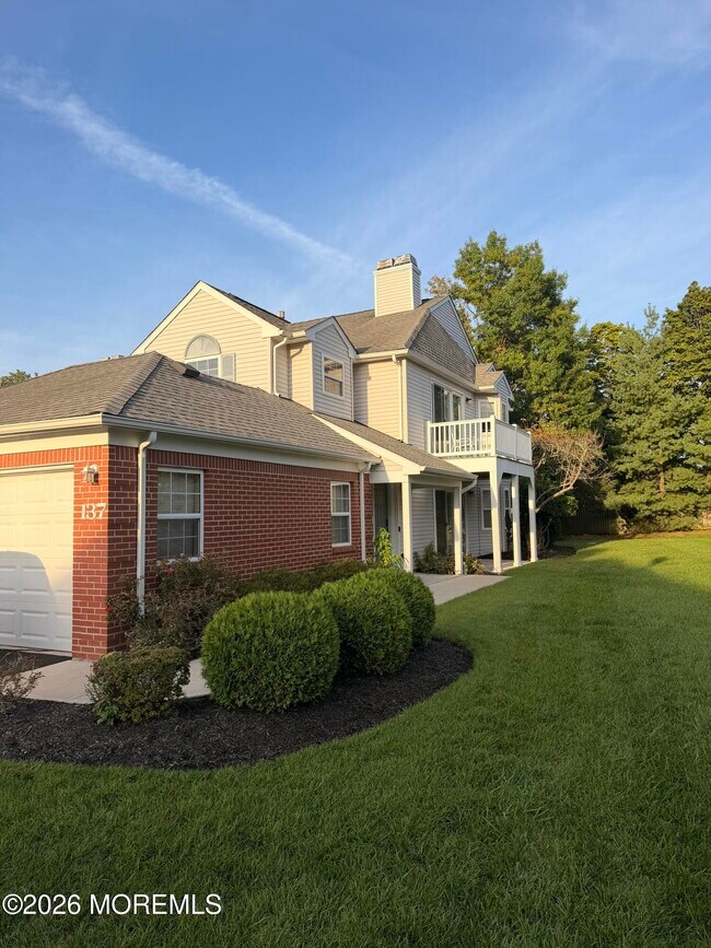 Building Photo - 137 Pierce Dr