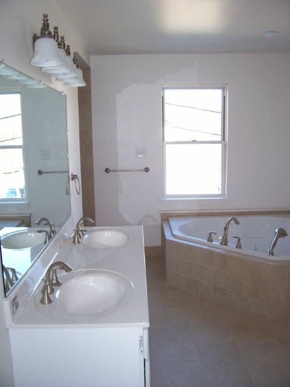 Building Photo - 1802 Wharton St