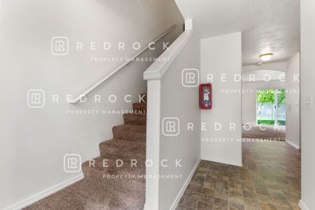 Building Photo - 4838 N Orchid Ln