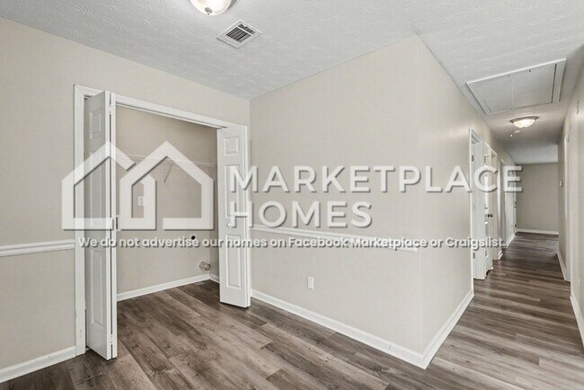 Building Photo - 917 Carlton Pointe Terrace