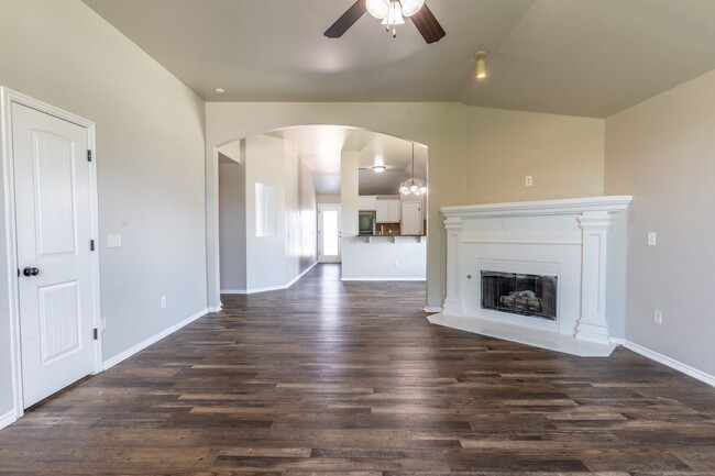 Building Photo - Rent to Own in Edmond!