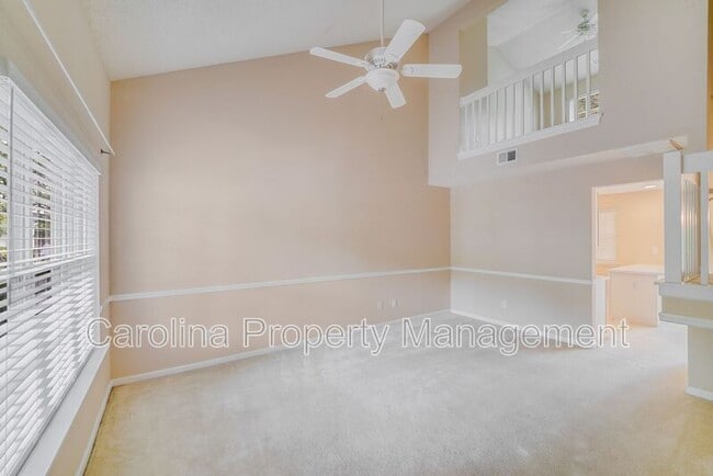 Building Photo - 15021 Deshler Ct