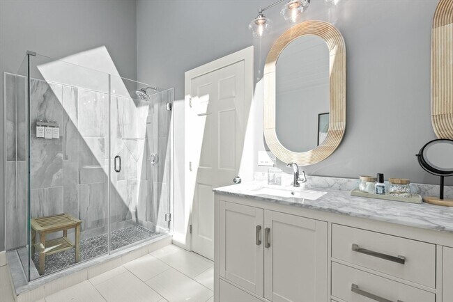 Building Photo - 65 Starboard Ln