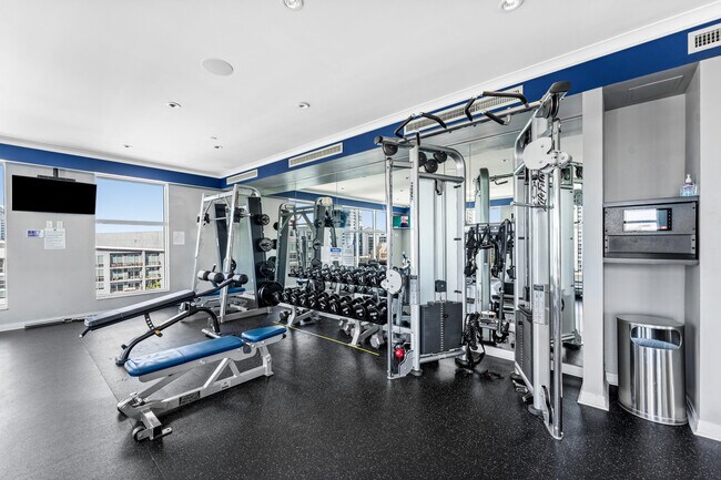 Building Photo - 350 SE 2nd St