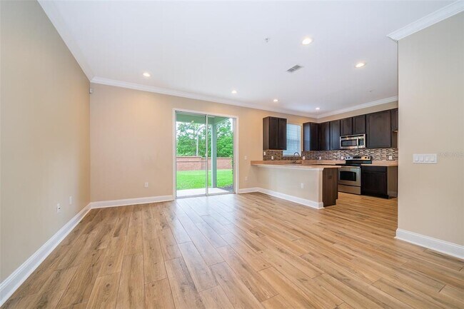 Building Photo - 718 Terrace Spring Dr