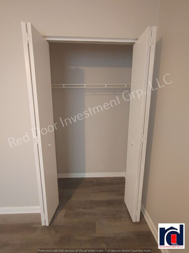 Building Photo - Renovated 2 Bedroom 1 Bath Quadplex-Ocala!