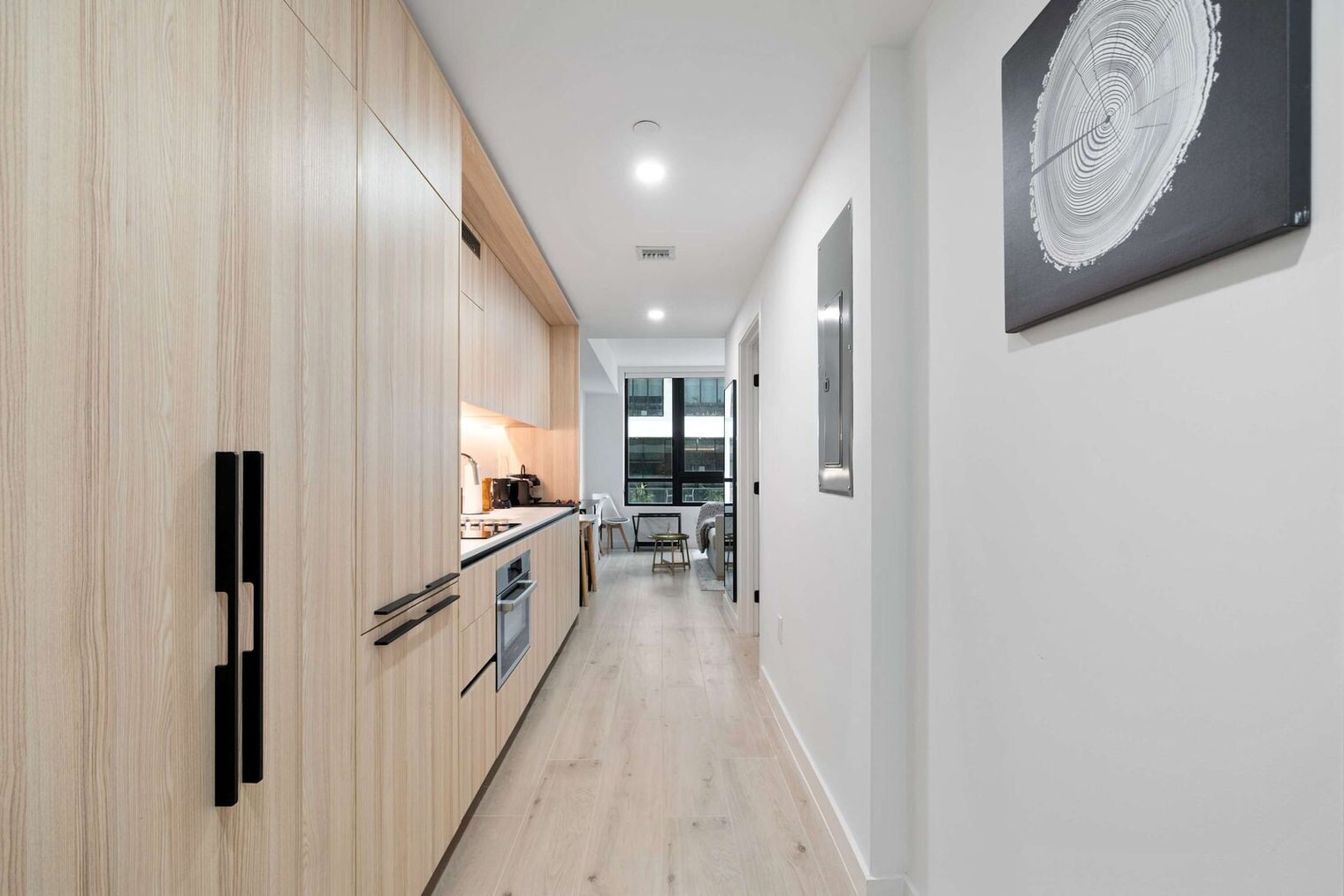 Building Photo - 225 N Miami Ave