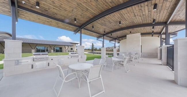 Building Photo - FOR RENT | 4 Bed • 2 Bath in Langdon