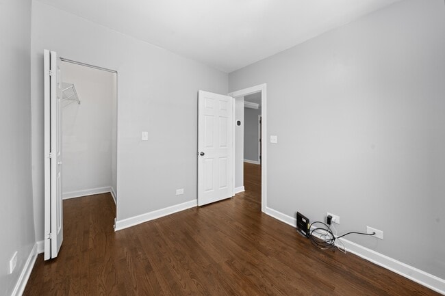 Building Photo - 4604 N Monticello Ave