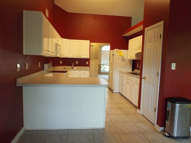 Building Photo - 3992 Holleyberry Ln