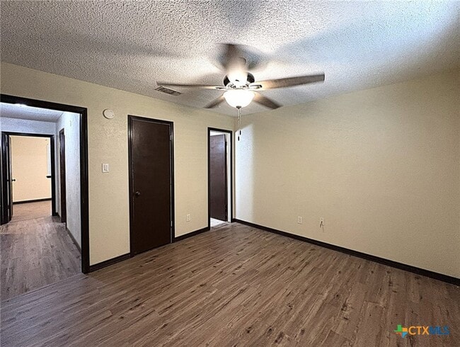 Building Photo - 613 Co Rd 4876