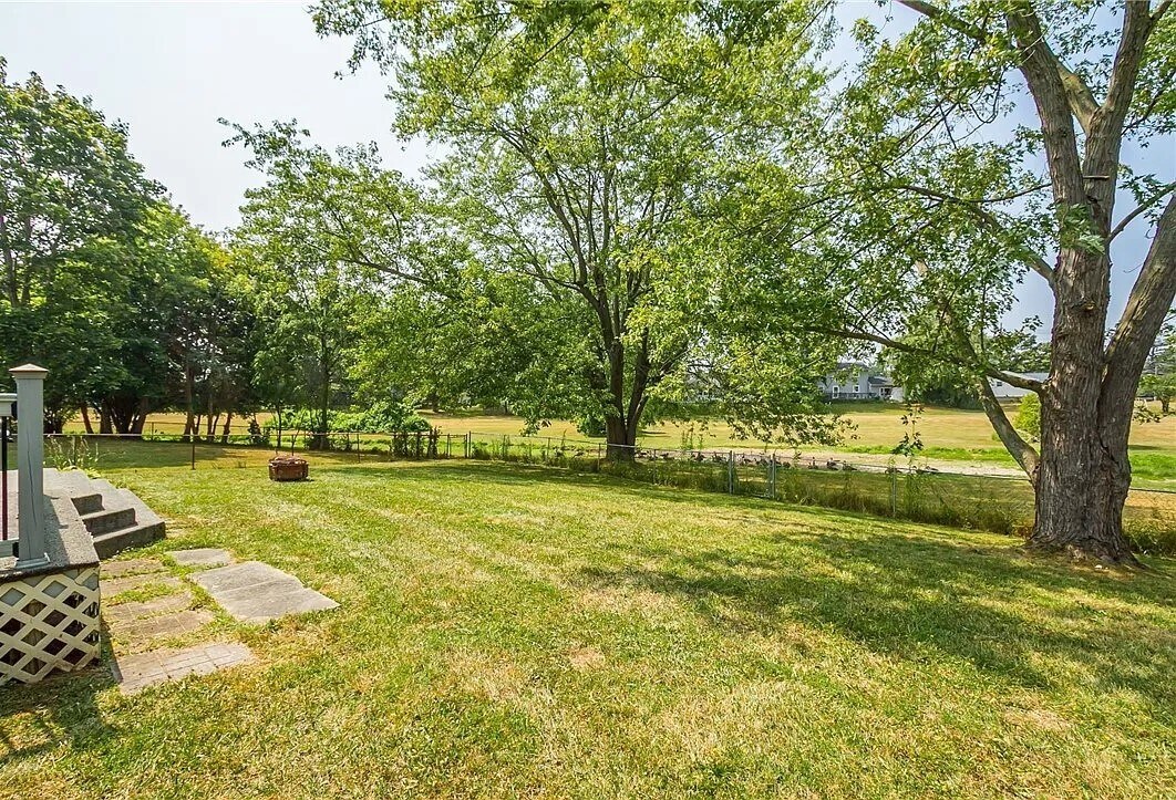 Building Photo - 73 Campus Dr