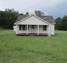 Building Photo - 2630 Concord Farms Rd