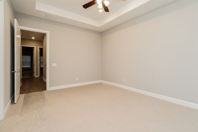 Building Photo - 5107 Royal Heath Dr