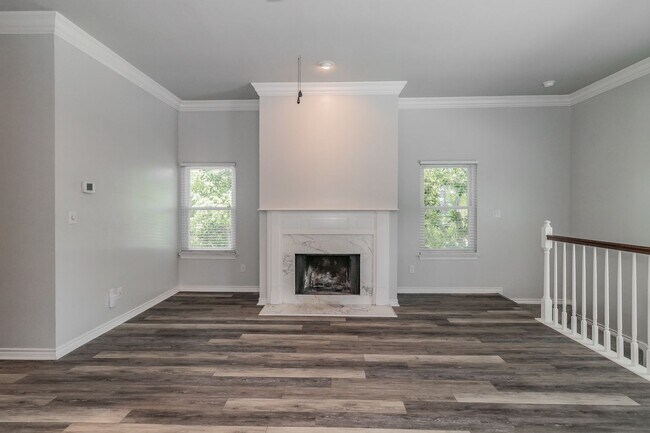 Building Photo - Birchman Place Townhomes - Now Leasing