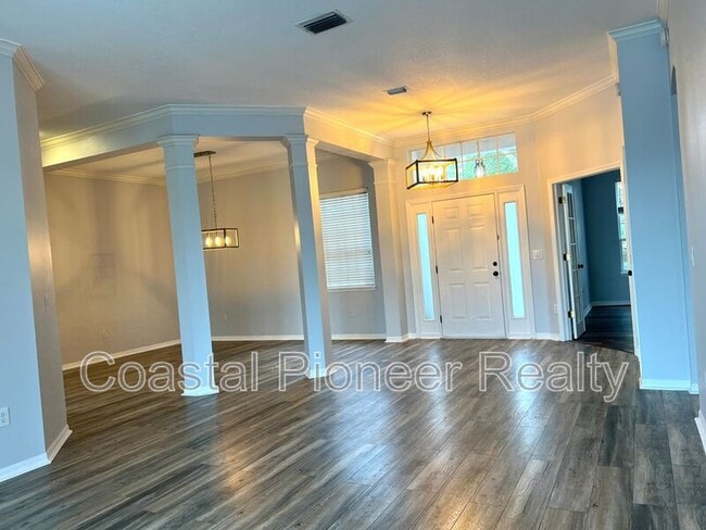 Building Photo - 18111 Sugar Brooke Dr