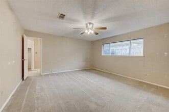 Building Photo - 29311 Loddington St