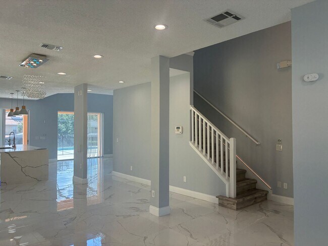 Building Photo - 2641 Emerald Island Blvd