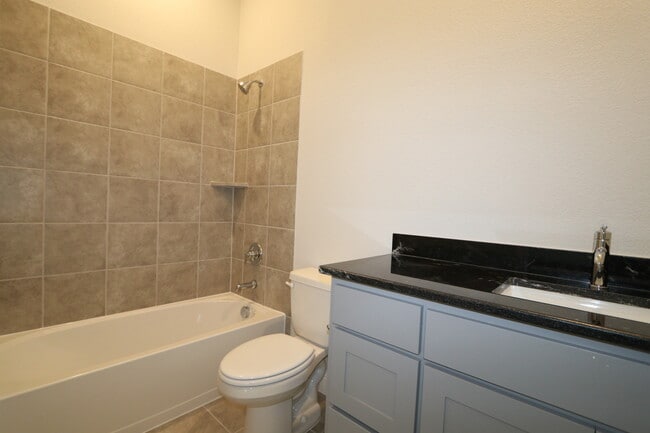 Building Photo - 1323 19th St