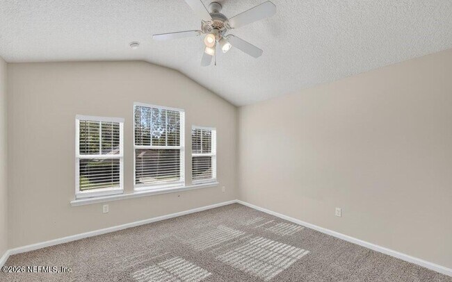 Building Photo - 9205 Redtail Dr
