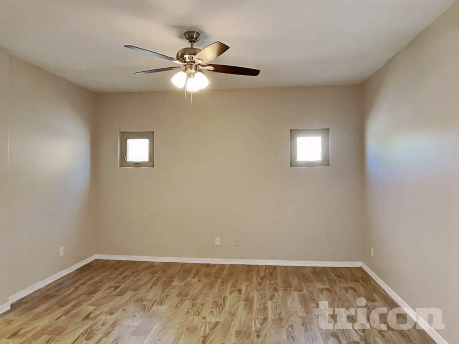 Building Photo - 5010 W Fawn Dr