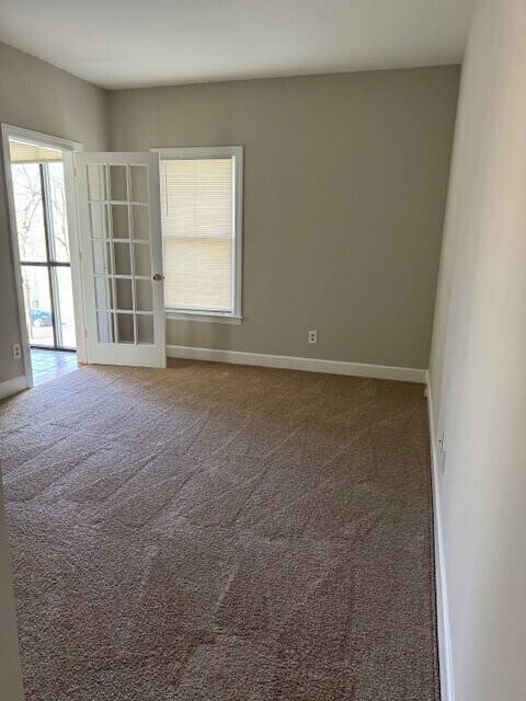 Building Photo - Green Hills 3 Bedroom Condo