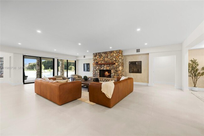 Building Photo - 3320 SW 121st Ave