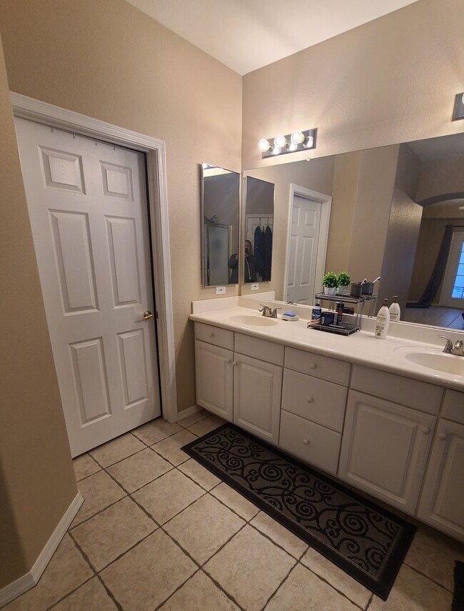 Building Photo - 4 Bedroom, 3 Bath with a Pool!!! Coming Soon!