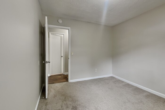 Building Photo - 2093 Drake Ct