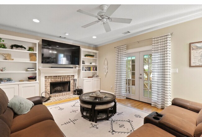 Building Photo - 123 Sweet Bailey Cove