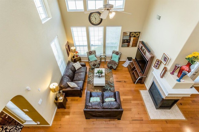 Primary Photo - 6639 Larocke Trail