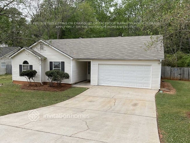 Building Photo - 265 Village Dr