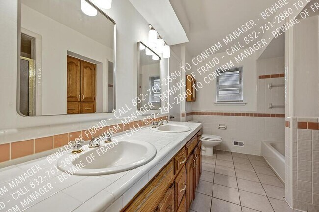 Building Photo - 13346 Purple Sage Rd