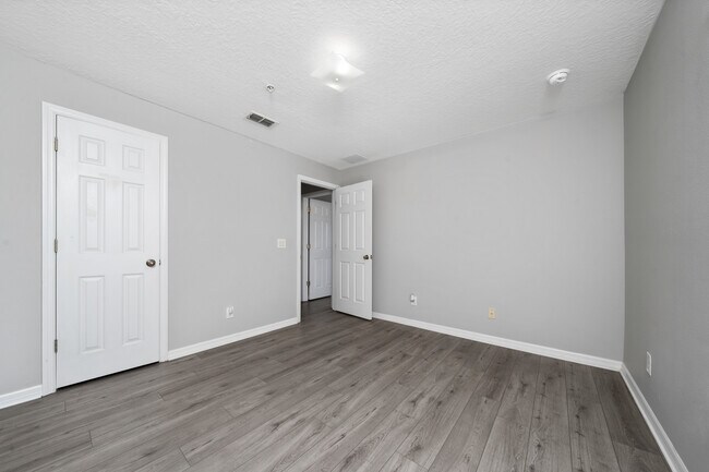 Building Photo - 5412 Caramella Dr