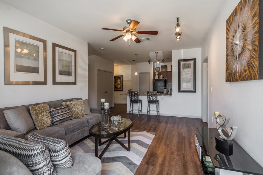 Crenshaw Grand 5400 Crenshaw Rd Pasadena TX 77505 Apartment Finder