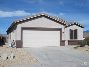 Building Photo - Available July 1st Handsome 3 Bedroom & 2 ...