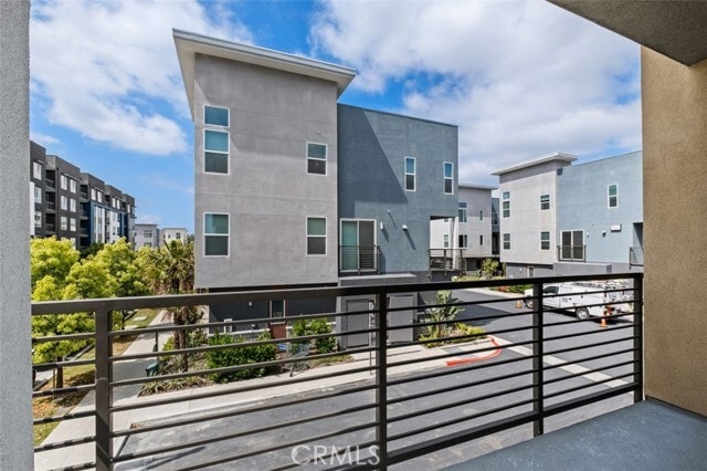 Building Photo - 151 Steely