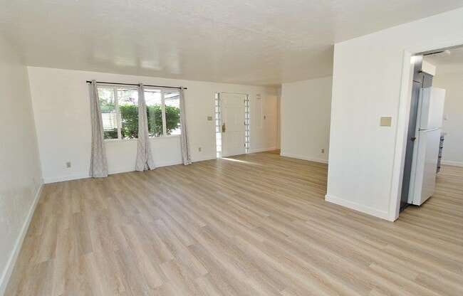 Building Photo - 1407 Ellis Ave