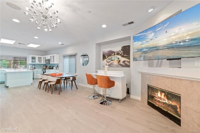 Building Photo - 3 br, 2 bath House - 695 Ventana Ridge
