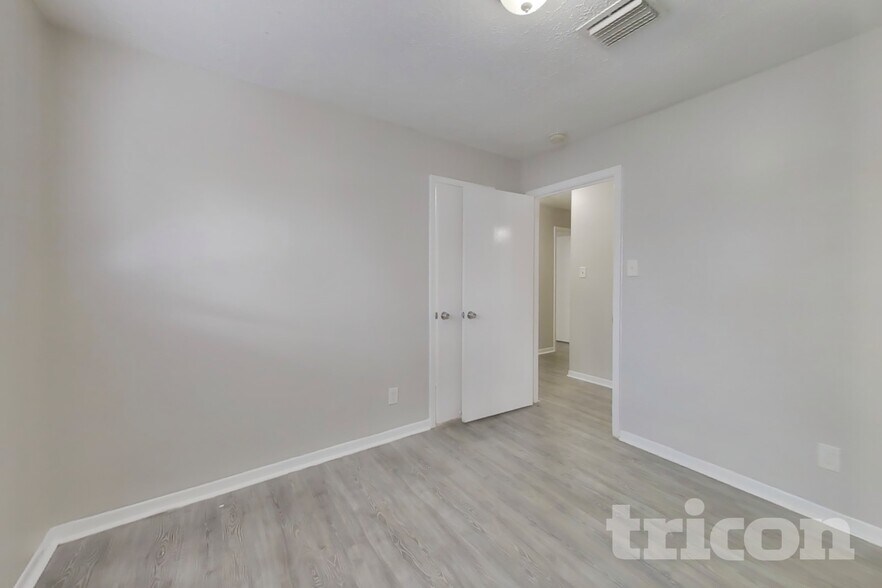 Building Photo - 23115 Earlmist Dr