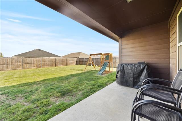 Building Photo - 701 Saddle Oak Ln