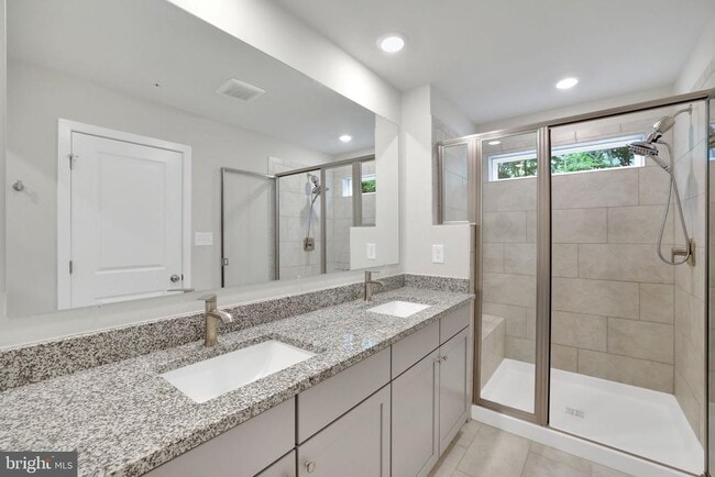Building Photo - 2782 Bridgewater Dr