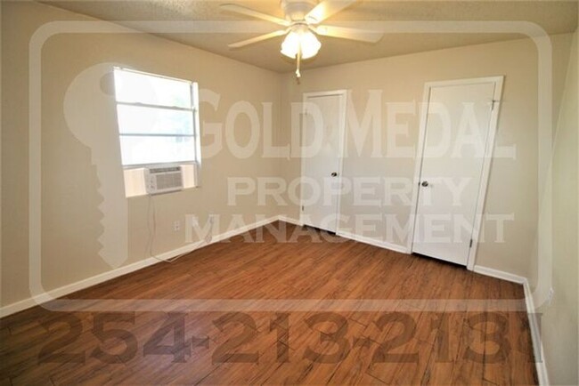 Building Photo - 930 JR Ct, Copperas Cove, TX 76522