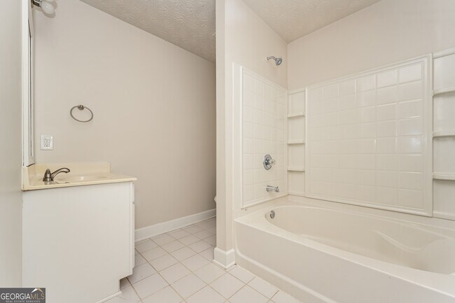 Building Photo - 601 Rangeley Meadows Ct