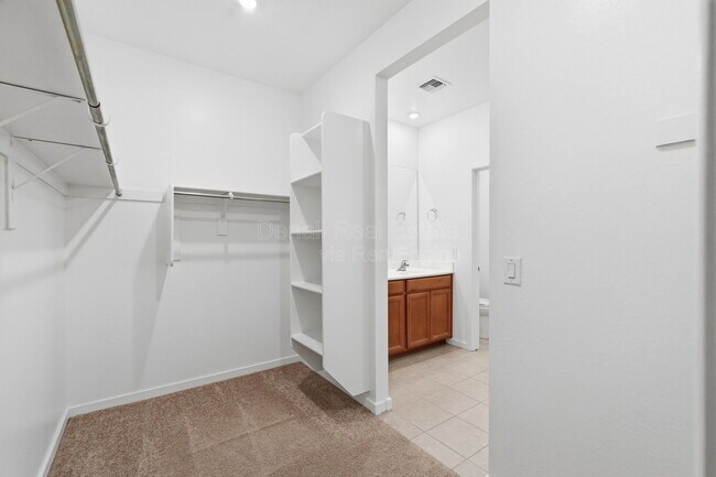 Building Photo - 13300 N 141st Ln