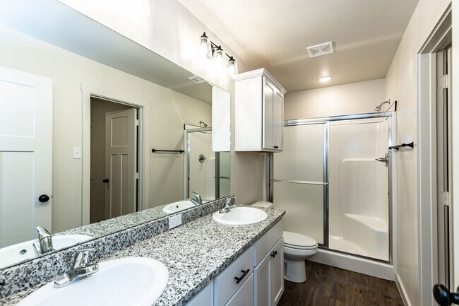 Building Photo - Modern Two Bedroom Townhome In Cooper!