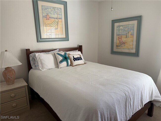 Building Photo - 13070 Amberley Ct