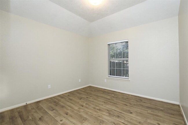 Building Photo - 8231 Gran Villa Dr