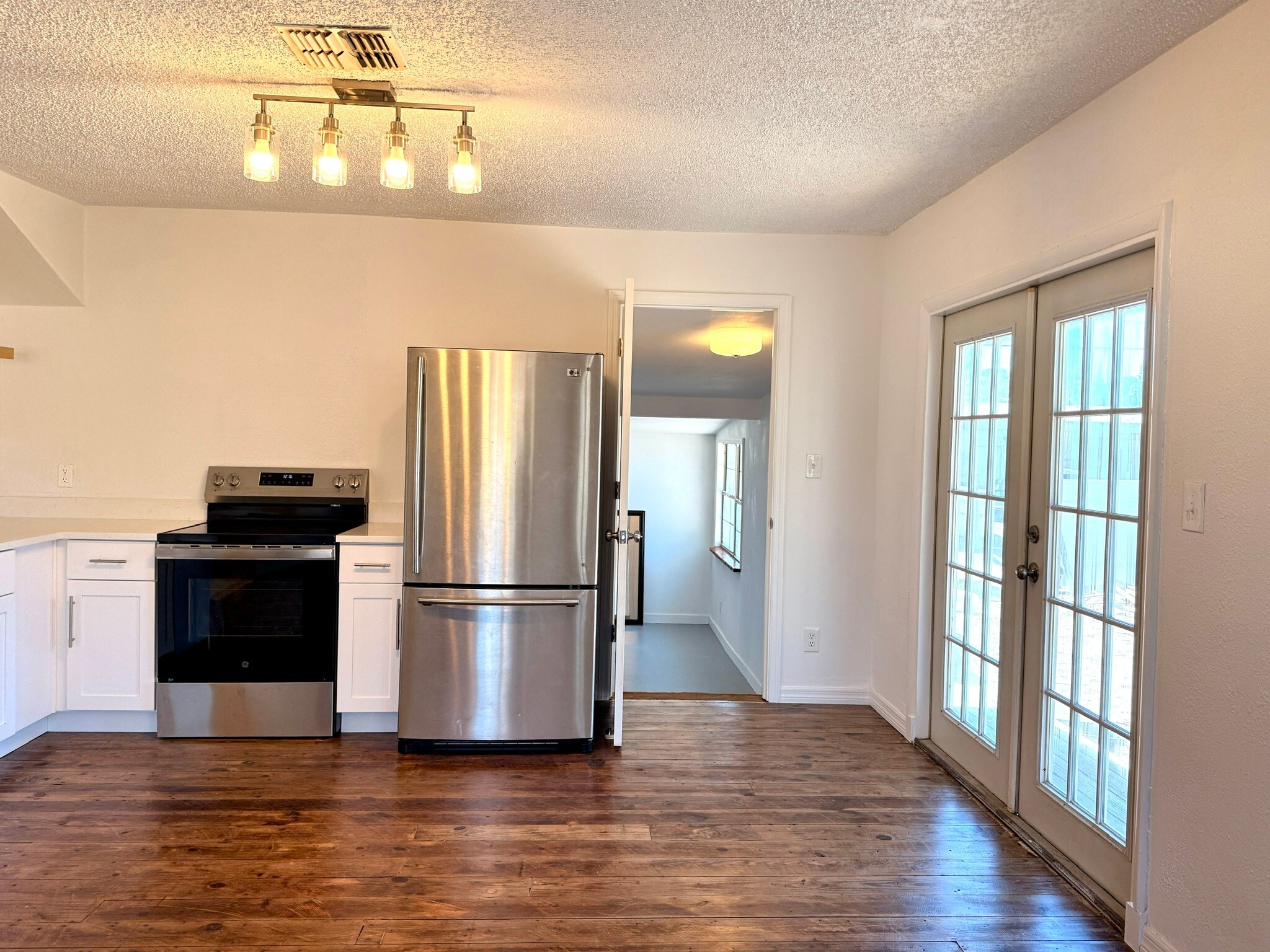 Building Photo - 7220 1st Ave N